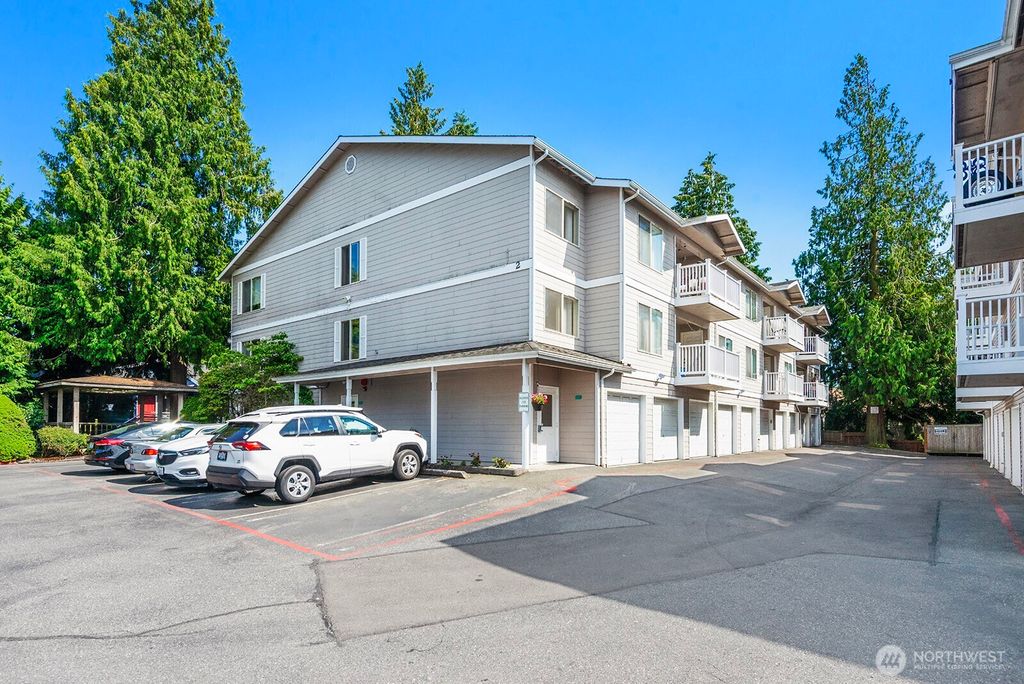 Photo of 1910 W Casino Road #232, Everett, WA 98204 (MLS # 2421439)
