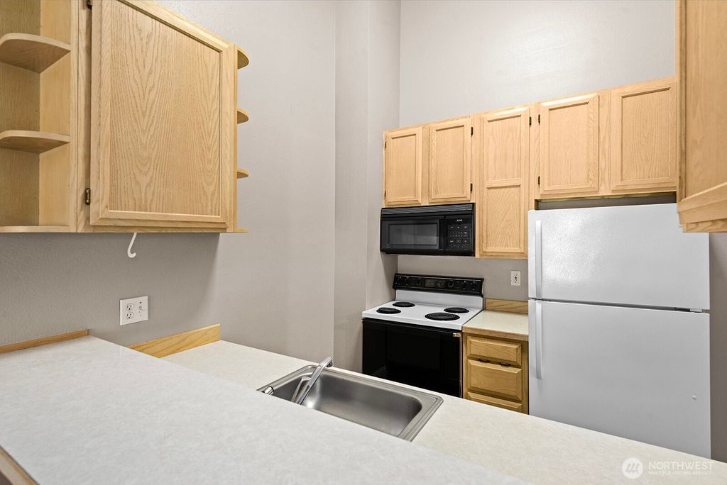Photo of 1910 W Casino Road #232, Everett, WA 98204 (MLS # 2421439)