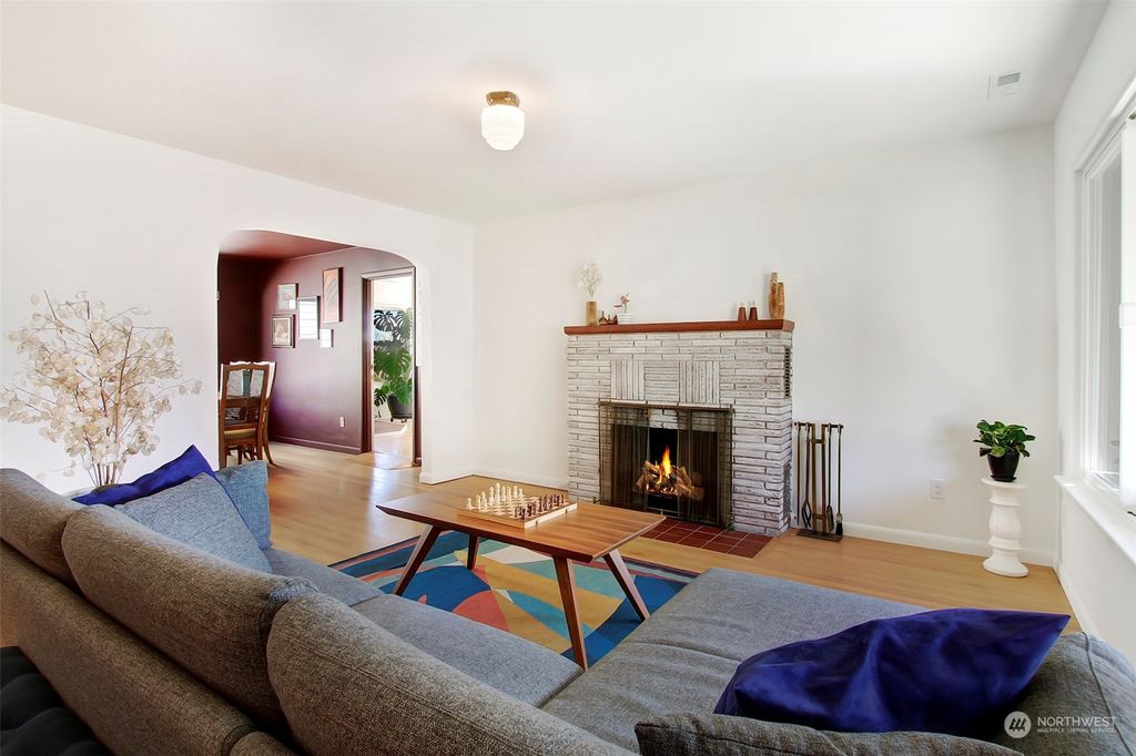 Photo of 2119 N 115th Street, Seattle, WA 98133 (MLS # 2225864)