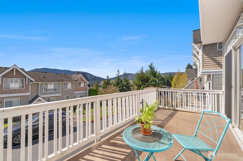 Photo of 23120 SE Black Nugget Road #E1, Issaquah, WA 98029 (MLS # 2500473)