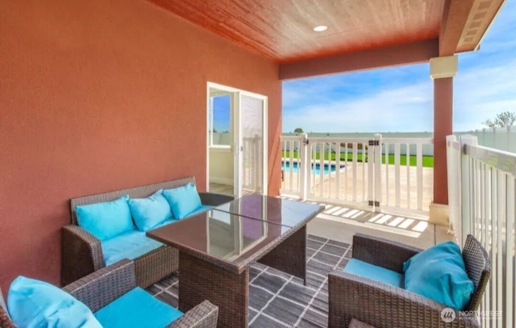 Photo of 808 Q Street SW, Quincy, WA 98848 (MLS # 2503019)