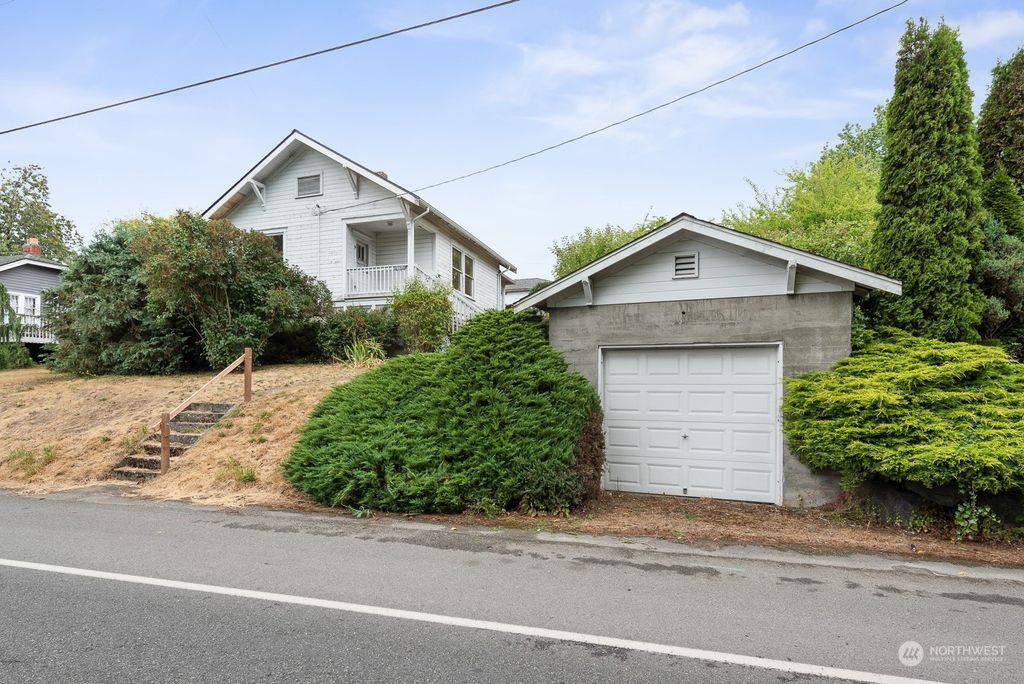 Photo of 27909 Pioneer Highway, Stanwood, WA 98292 (MLS # 2140401)
