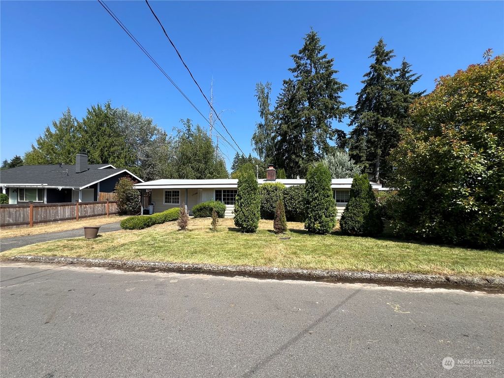 Photo of 15546 SE 9th Street, Bellevue, WA 98007 (MLS # 2275845)