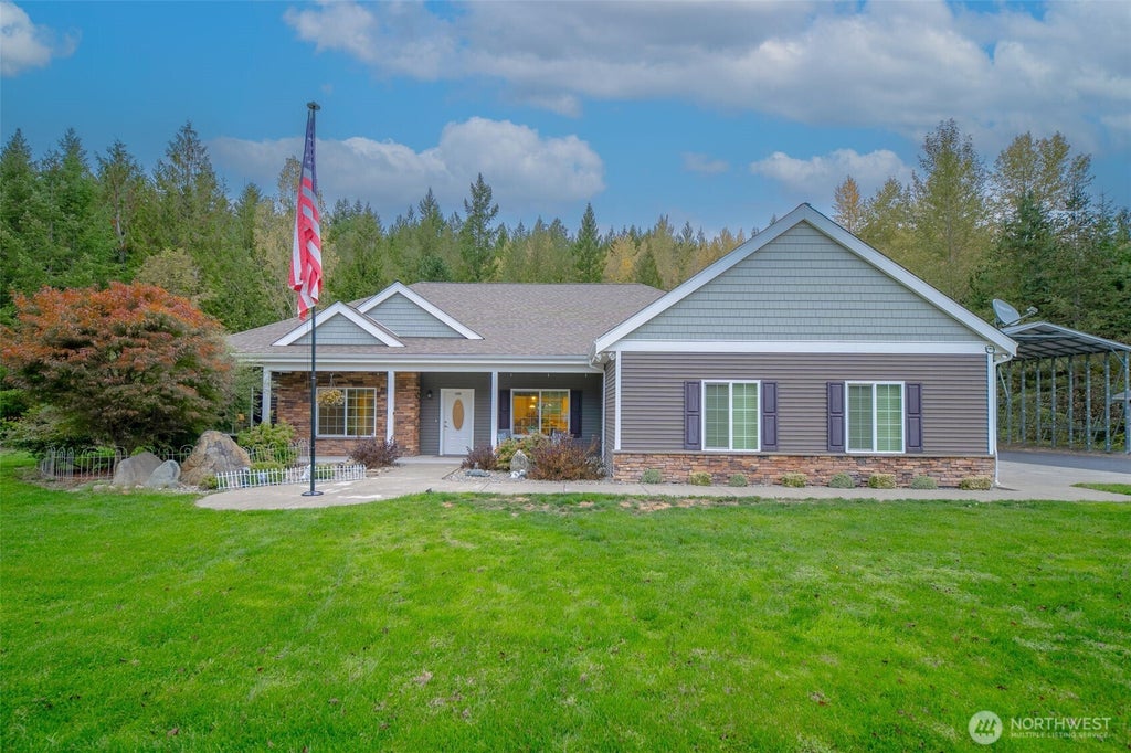 Photo of 10209 438th Street Court E, Eatonville, WA 98328 (MLS # 2594401)