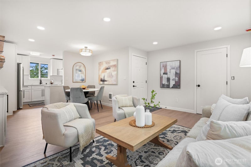 700 Ford Avenue 4