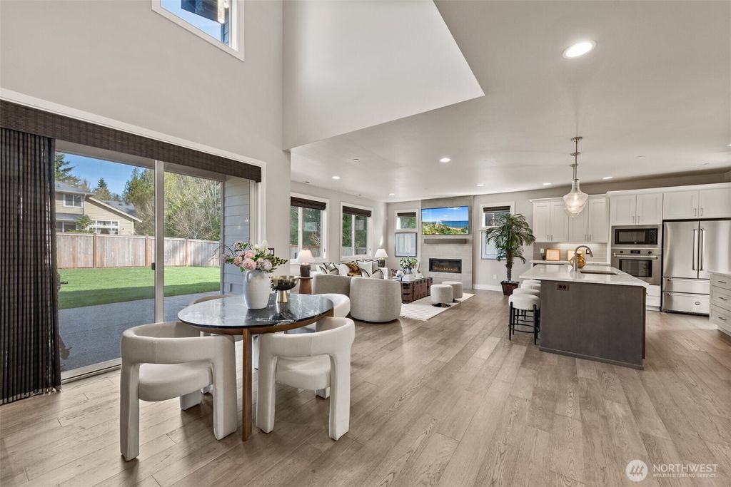 Photo of 237 234th Place SE, Bothell, WA 98021 (MLS # 2508137)