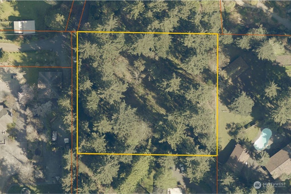 Photo of 12100 NE 33rd Street, Bellevue, WA 98005 (MLS # 2164565)