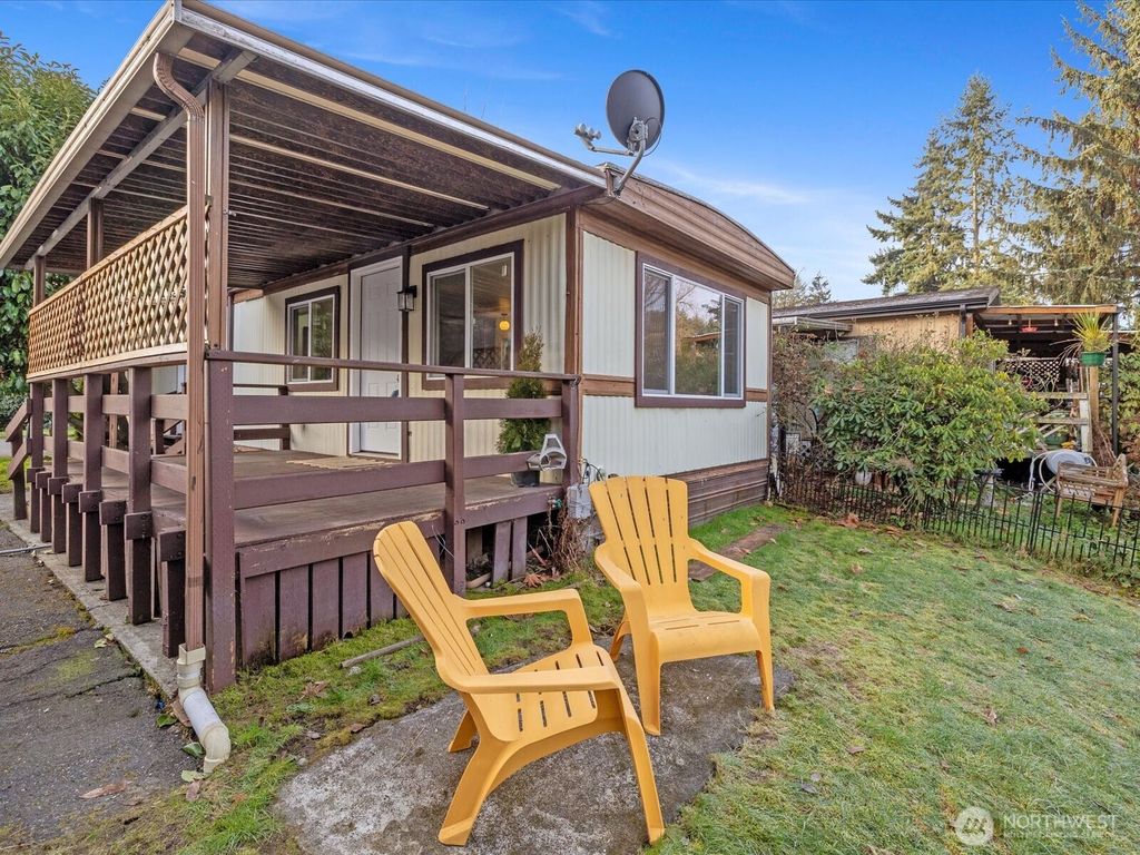 Photo of 11510 E Riverside Drive #26, Bothell, WA 98011 (MLS # 2472726)