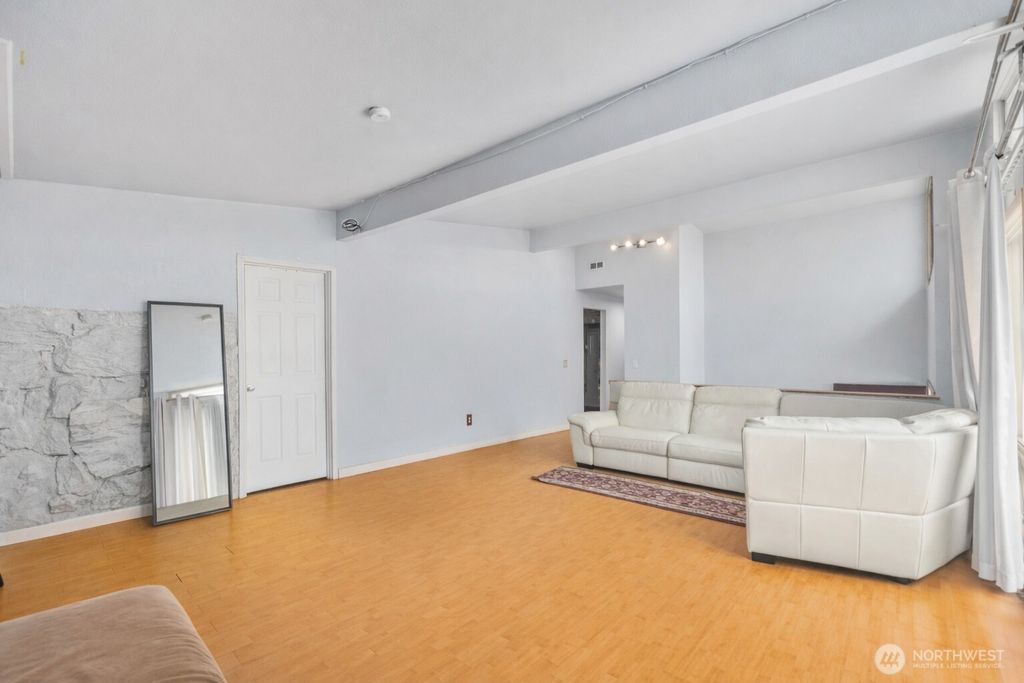 Photo of 2230 S 253rd Place, Des Moines, WA 98198 (MLS # 2509251)