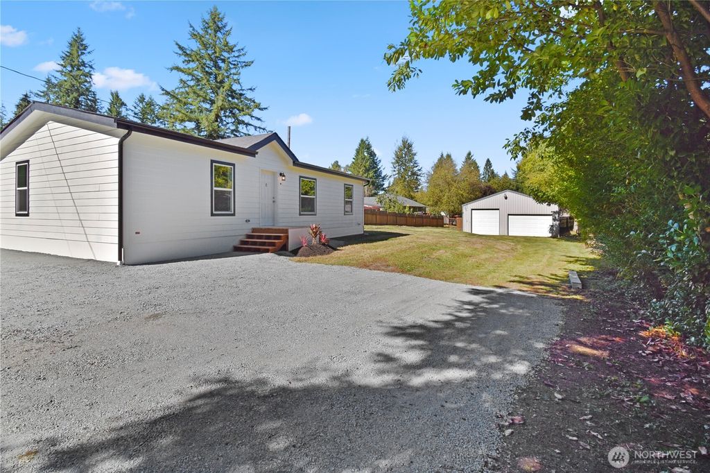 Photo of 14307 164th Street NE, Arlington, WA 98223 (MLS # 2438982)