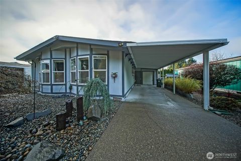 Photo of 5250 College Street SE #14, Lacey, WA 98503 (MLS # 2460800)