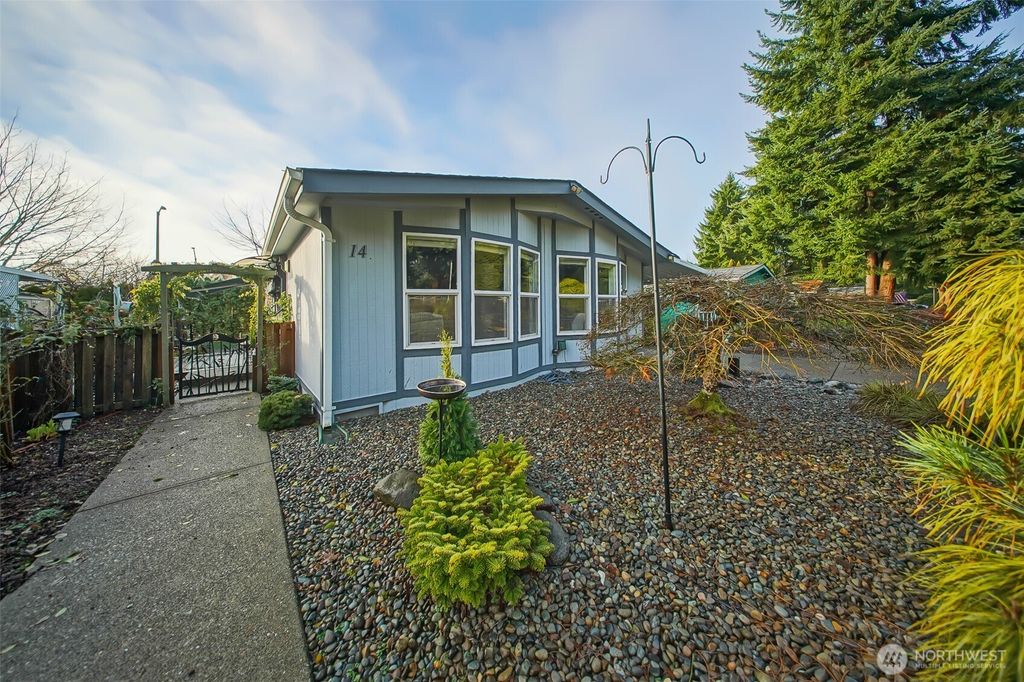 Photo of 5250 College Street SE #14, Lacey, WA 98503 (MLS # 2460800)