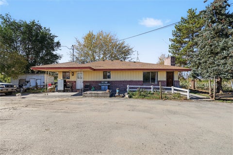 Photo of 0 NKA Desmarais Road, Moxee, WA 98936 (MLS # 2595576)