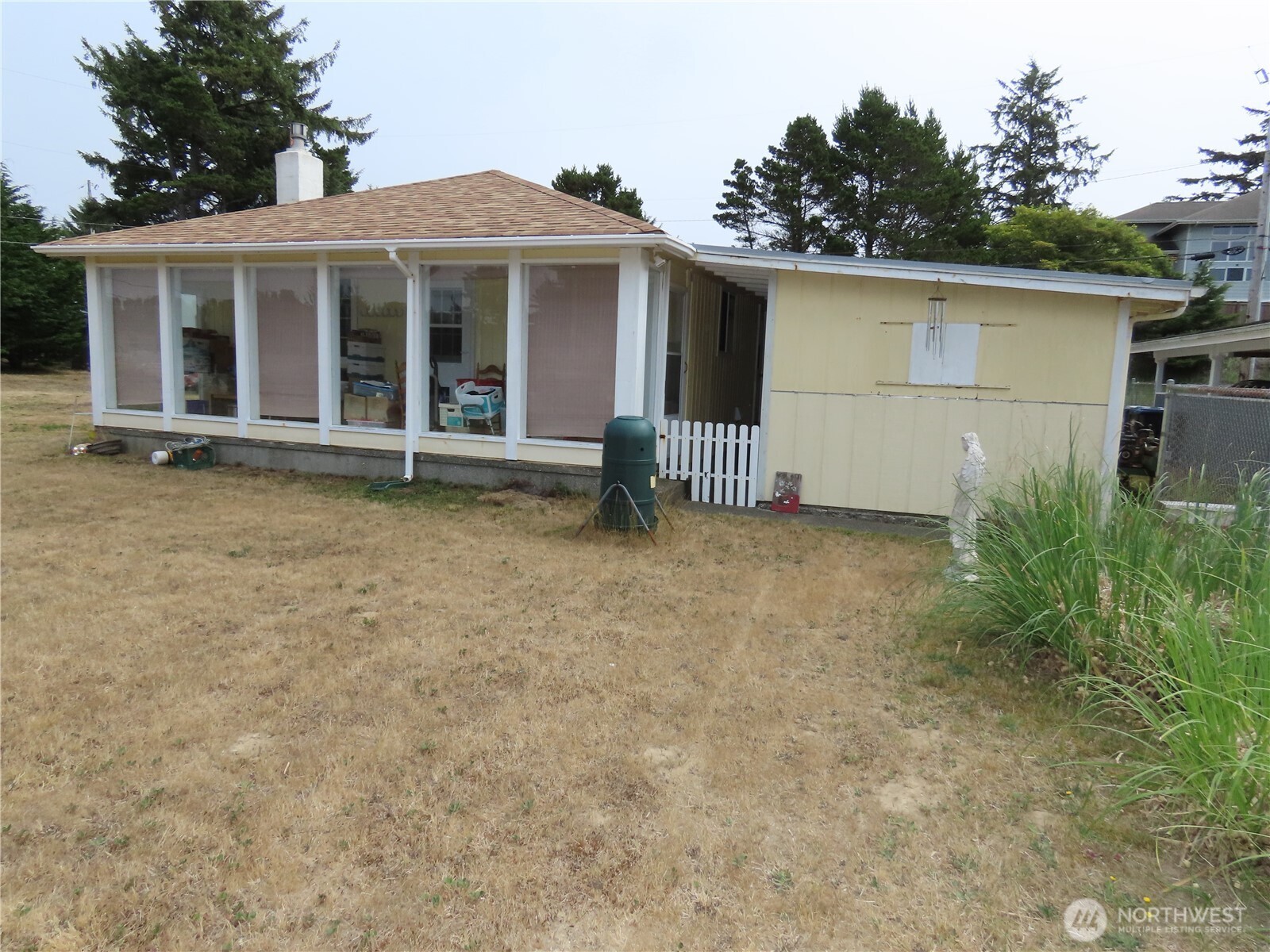 1817 S Hoquiam Lane