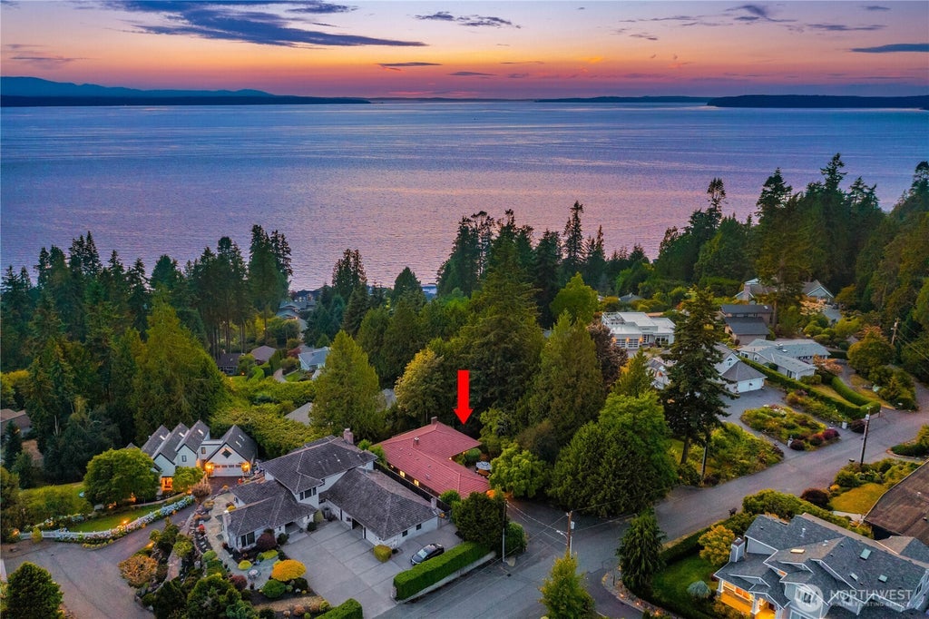 Photo of 18730 94th Avenue W, Edmonds, WA 98020 (MLS # 2552133)