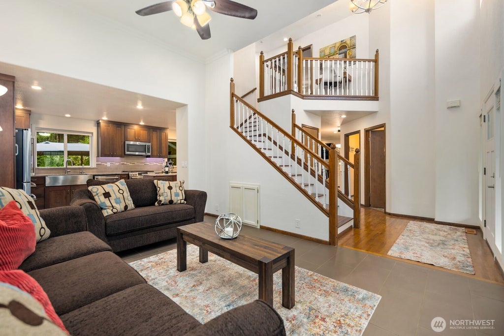 Photo of 20533 SE 330th Street, Auburn, WA 98092 (MLS # 2549581)