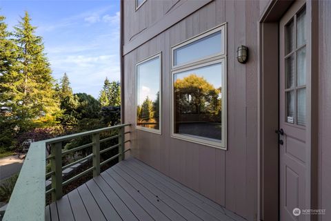 A home in Port Ludlow