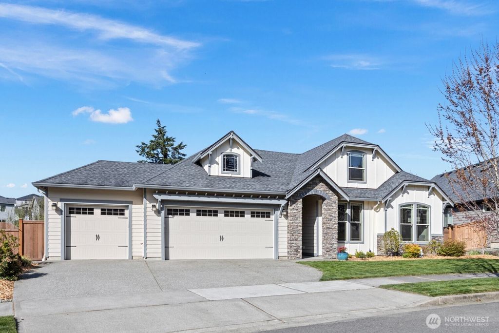 Photo of 25631 209th Loop SE, Covington, WA 98042 (MLS # 2370770)