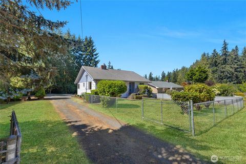 Photo of 5316 East Drive, Everett, WA 98203 (MLS # 2428344)