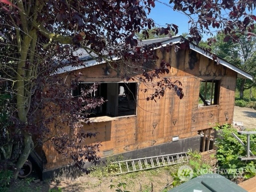 Photo of 12618 24th Avenue S, Seattle, WA 98168 (MLS # 2147277)