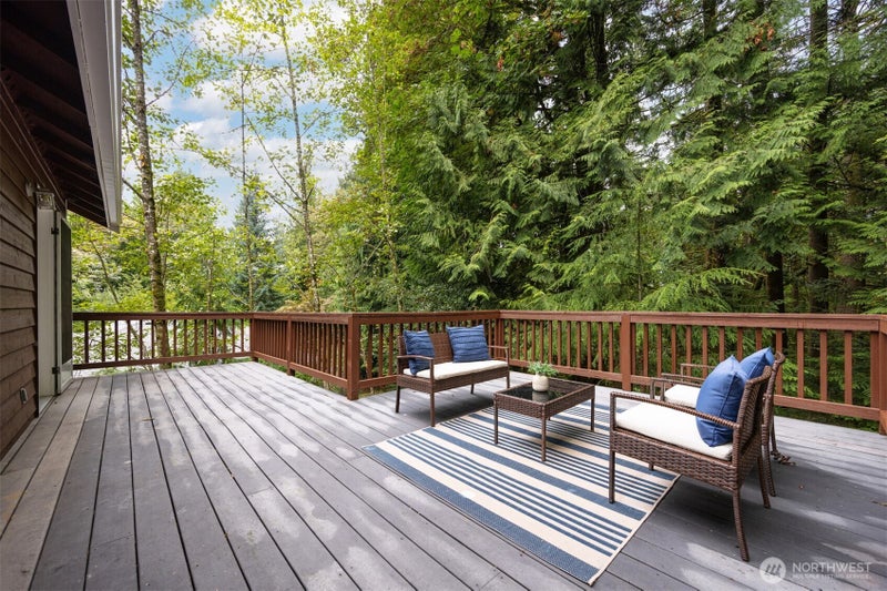 13 Rocky Ridge Drive
