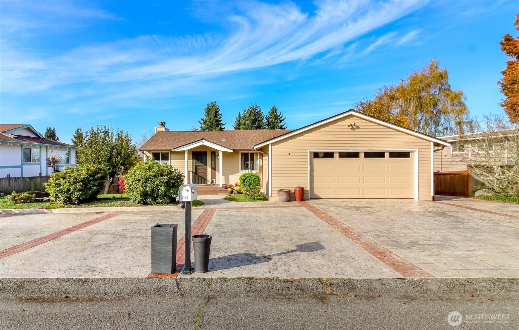 1747 N Narrows Drive