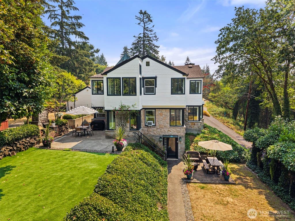 Photo of 177 NE Fair Oaks Terrace, Chehalis, WA 98532 (MLS # 2565283)