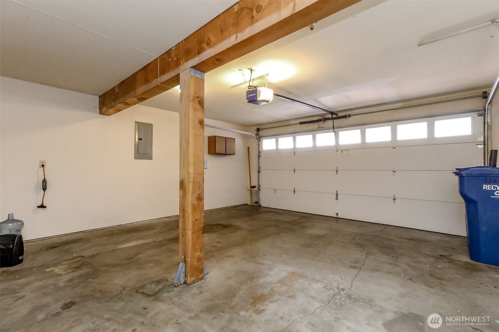 Photo of 32612 3rd Place S #18C, Federal Way, WA 98003 (MLS # 2483040)