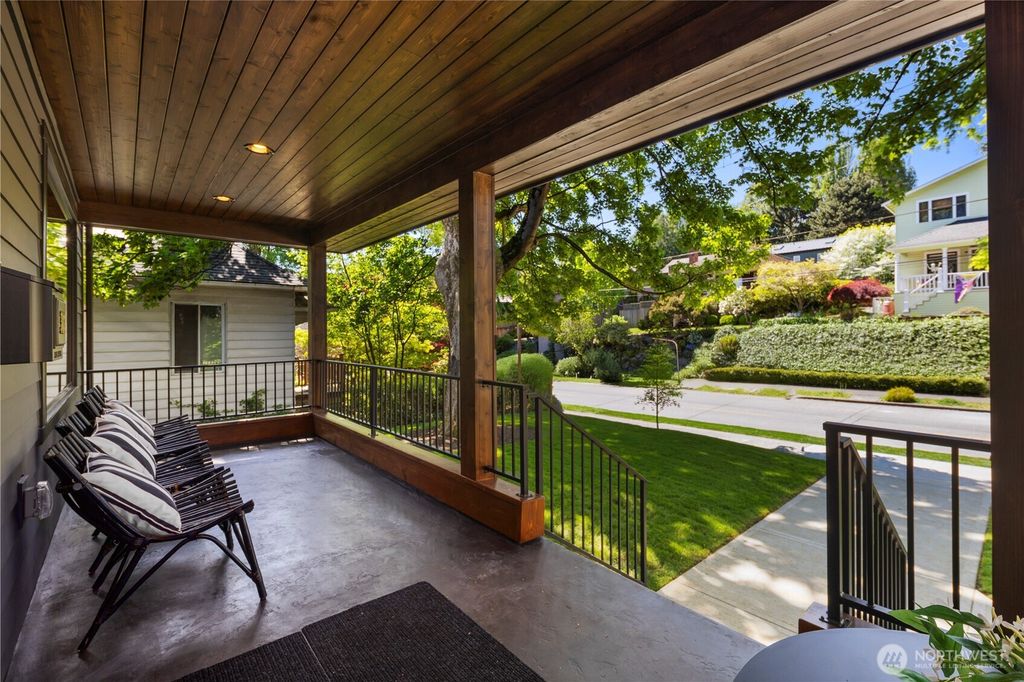 Photo of 3018 22nd Avenue W, Seattle, WA 98199 (MLS # 2372082)