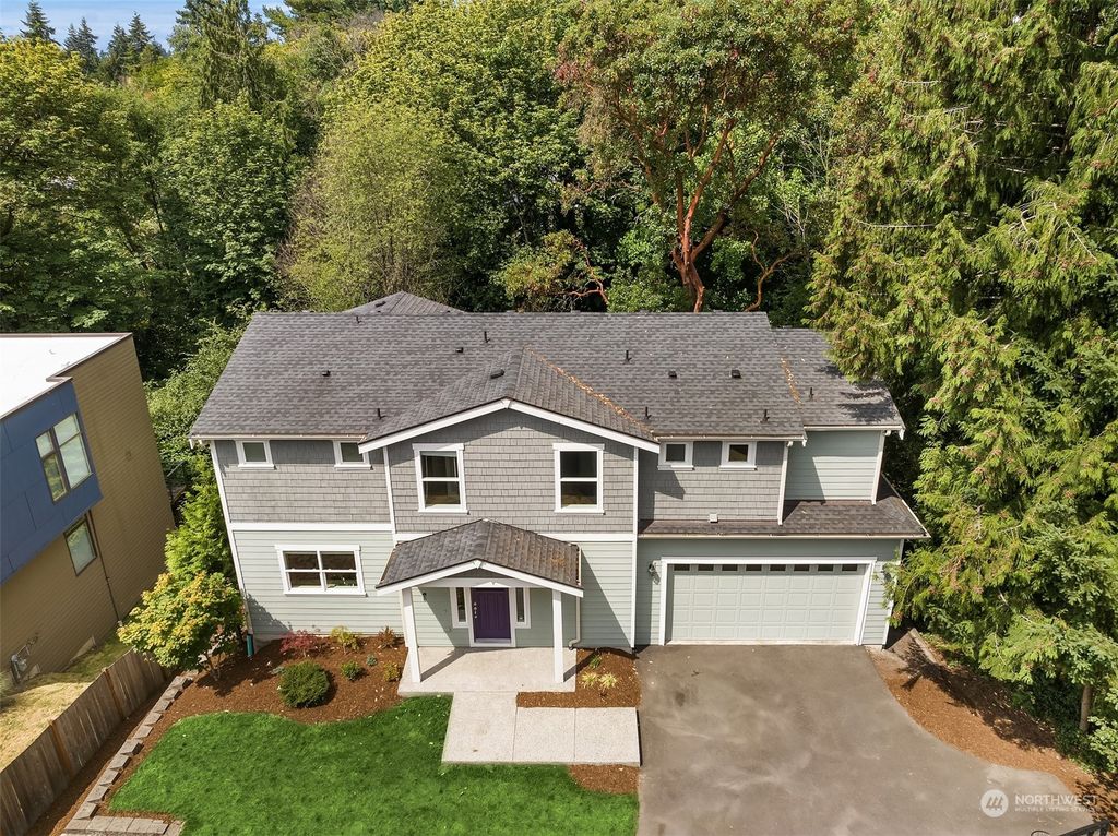 Photo of 12029 36th Avenue NE, Seattle, WA 98125 (MLS # 2173170)