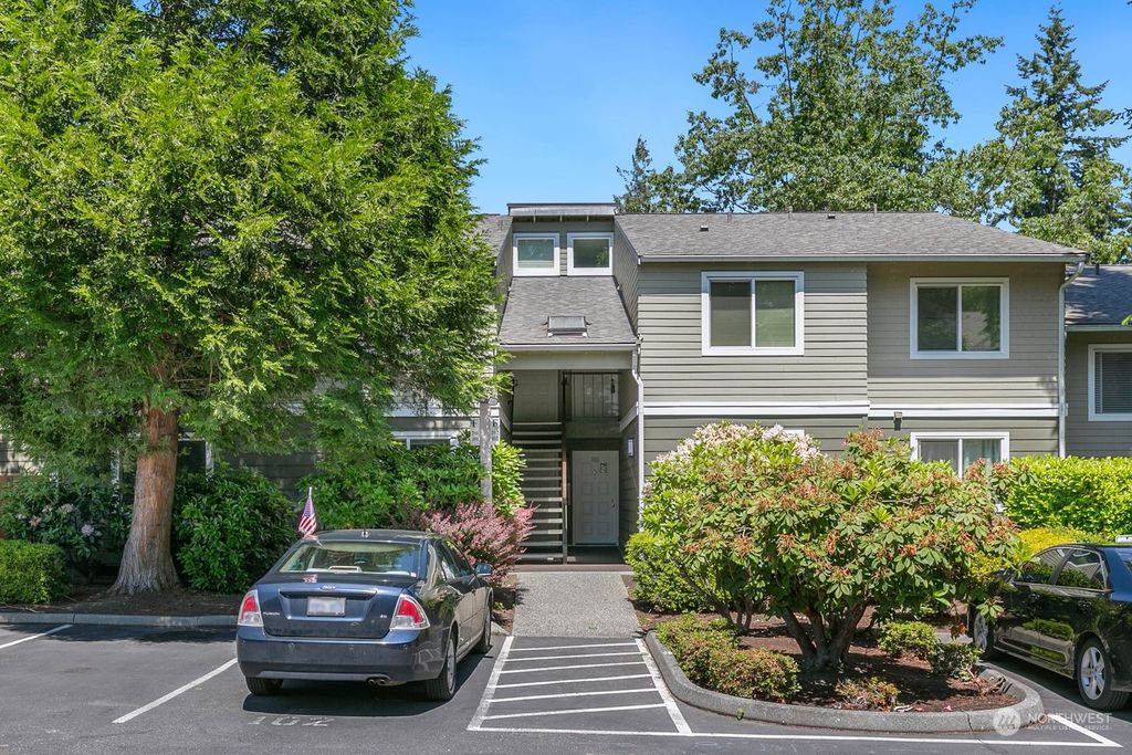 Photo of 820 Cady Road #F101, Everett, WA 98203 (MLS # 2263902)