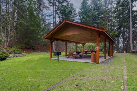 A home in Yelm