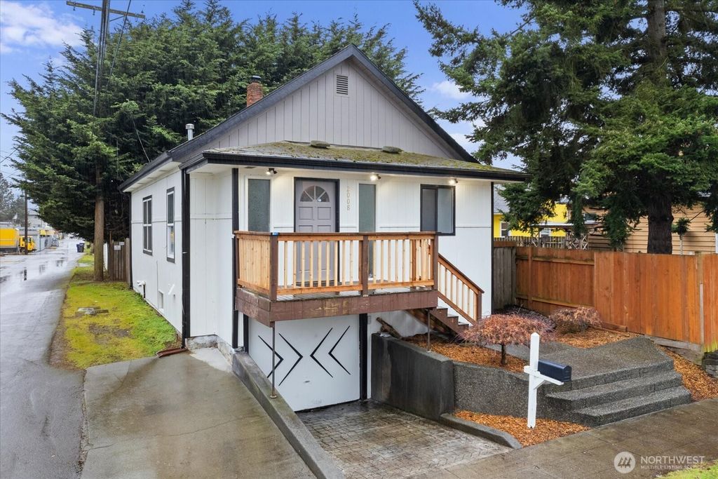 Photo of 2008 16th Street, Everett, WA 98201 (MLS # 2334302)