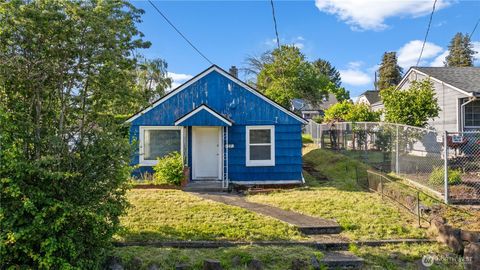 4222 S spencer Street Seattle WA 98118