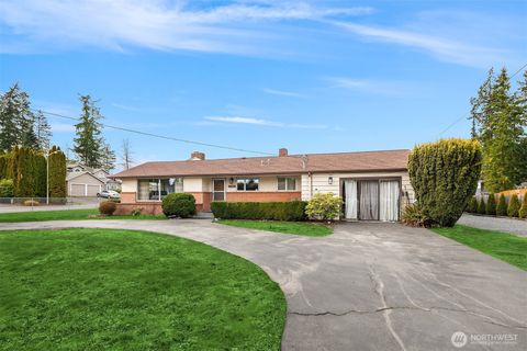 Photo of 15928 56th Avenue W, Edmonds, WA 98026 (MLS # 2473249)