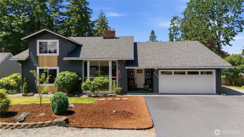 Photo of 7010 TOPAZ Drive SW, Lakewood, WA 98498 (MLS # 2541033)