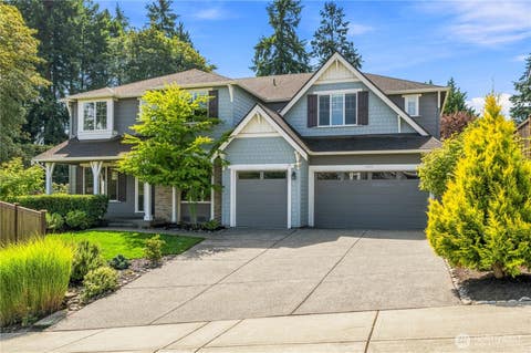 Photo of 10833 NE 190th Place, Bothell, WA 98011 (MLS # 2571427)