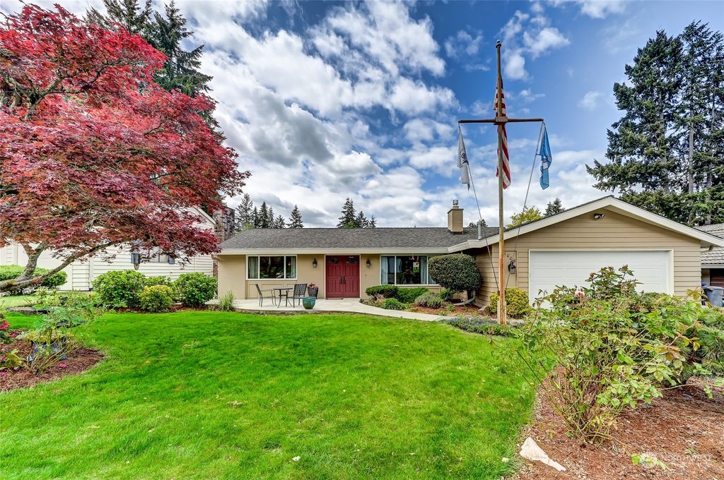 Photo of 1009 147th Avenue SE, Bellevue, WA 98007 (MLS # 2240046)