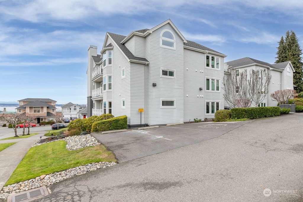 Photo of 1931 Grand Avenue #103, Everett, WA 98201 (MLS # 2026159)