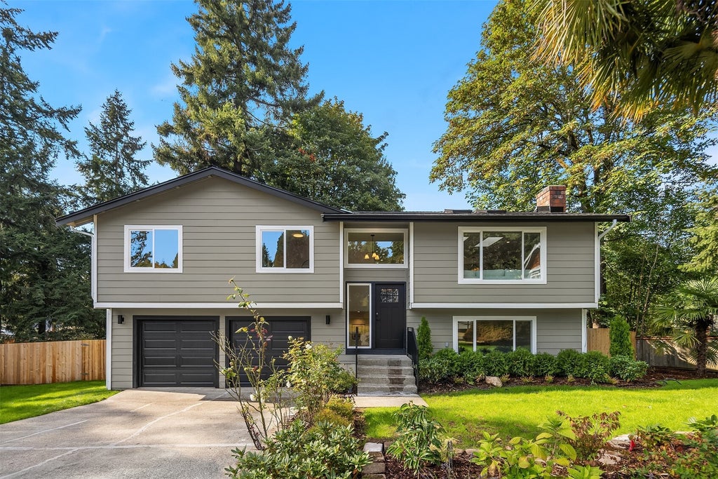 Photo of 10717 166th Court NE, Redmond, WA 98052 (MLS # 2596857)