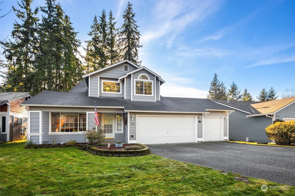 Photo of 232 80th Place SW, Everett, WA 98203 (MLS # 2182670)