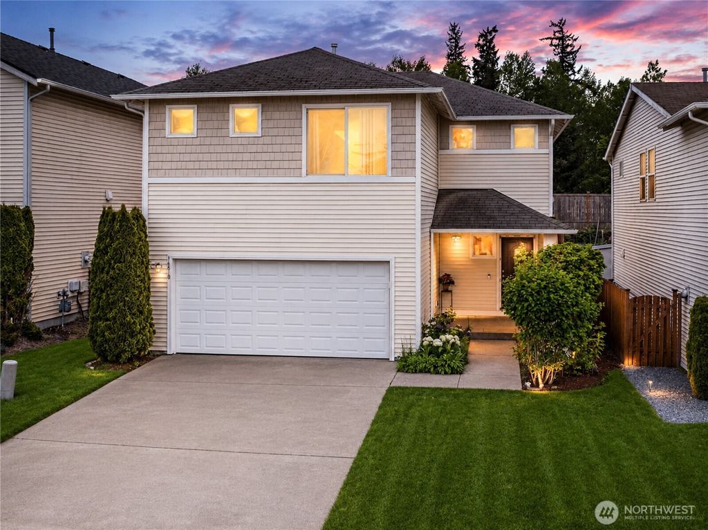 Photo of 14610 33rd Place W, Lynnwood, WA 98087 (MLS # 2511053)
