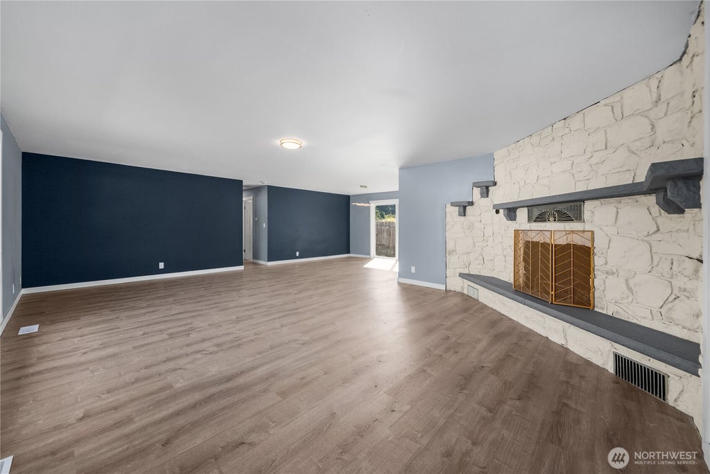 Photo of 16526 42nd Avenue Ct E, Tacoma, WA 98446 (MLS # 2580427)