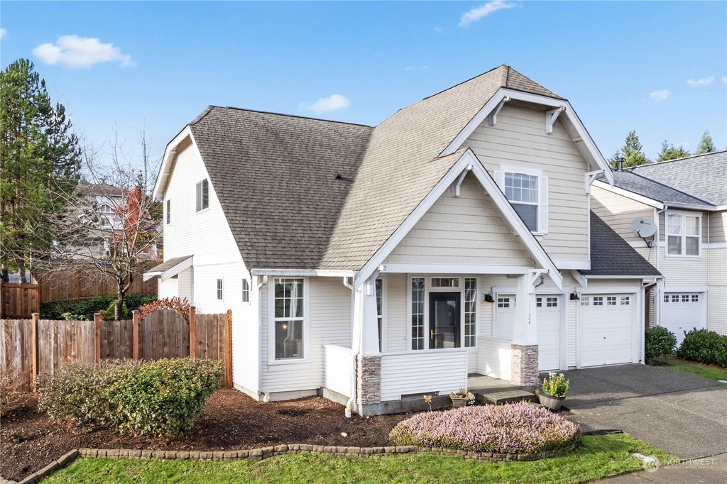 Photo of 15124 28th Avenue W, Lynnwood, WA 98087 (MLS # 2184010)