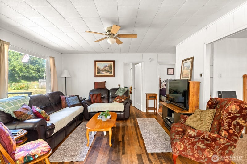 2584 State Route 105