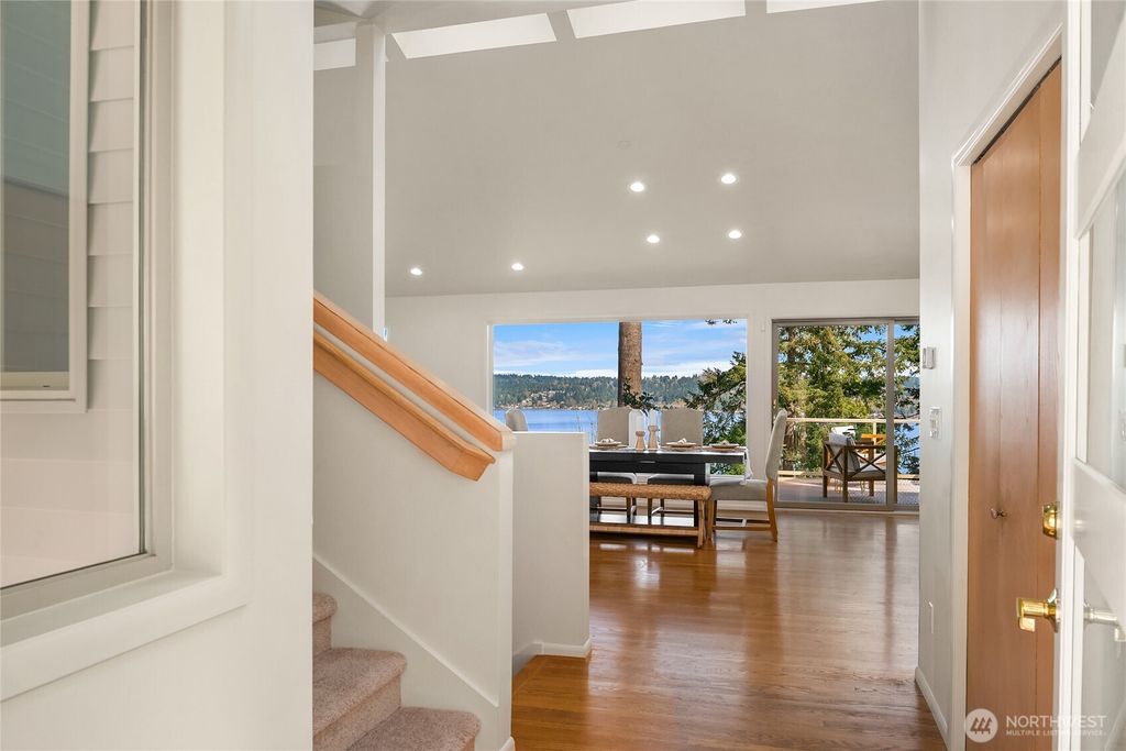 Photo of 936 170th Place SE, Bellevue, WA 98008 (MLS # 2502883)