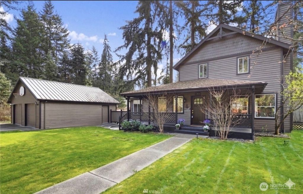 Photo of 13826 Cascadian Way, Everett, WA 98208 (MLS # 2529959)