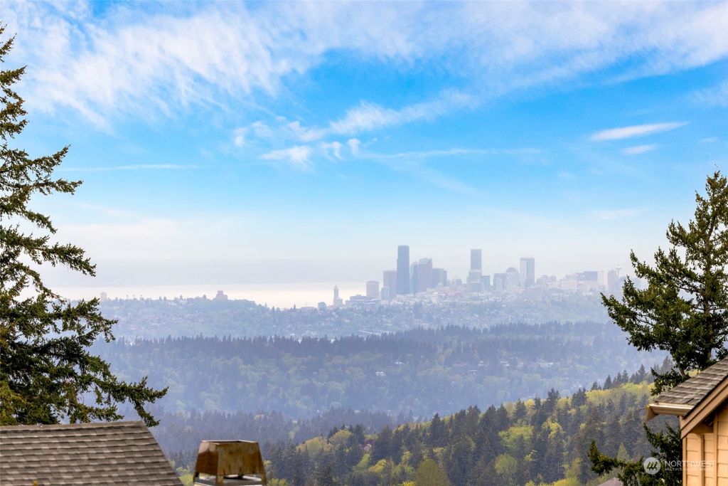 Photo of 7058 170th Avenue SE, Bellevue, WA 98006 (MLS # 2227206)
