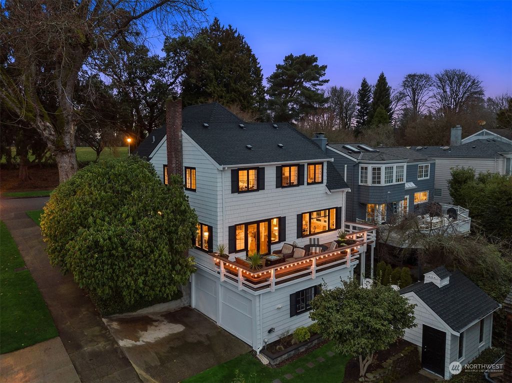 Photo of 4302 48th Avenue NE, Seattle, WA 98105 (MLS # 2034688)