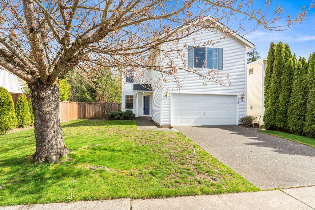 Photo of 1912 250th Place SE, Sammamish, WA 98075 (MLS # 2349406)